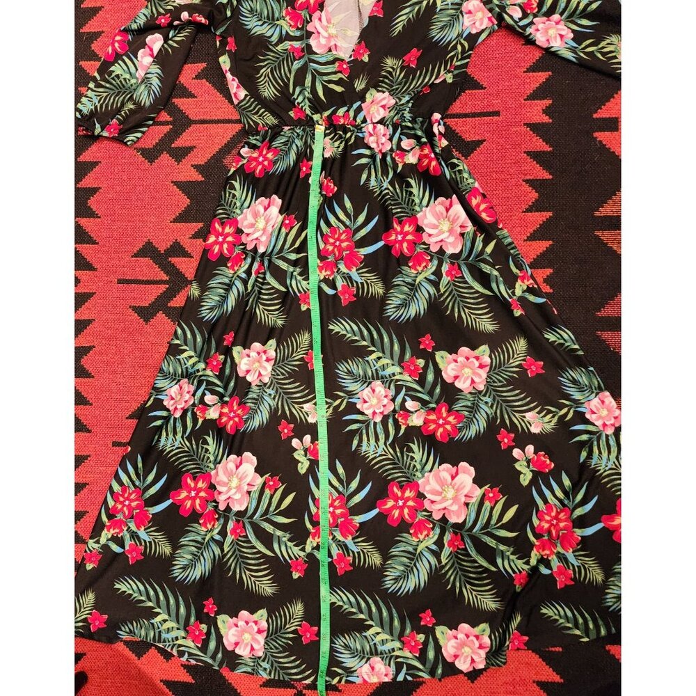 Ups and Downs Women's Floral Dress V-Neck Black Pink,Red, Green Flowers - Sz M - Picture 15 of 16